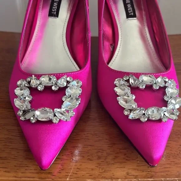 Nine West Avalon Satin Covered Jeweled Heel - Picture 12 of 14